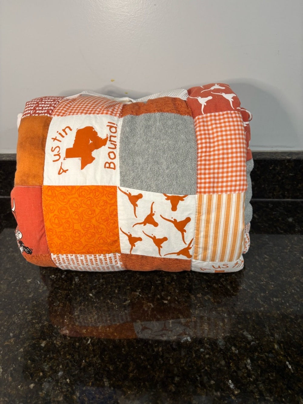 LIL FANS Texas Longhorns Orange Patchwork Quilted Nap Mat w/Built in Pillow - Picture 13 of 13